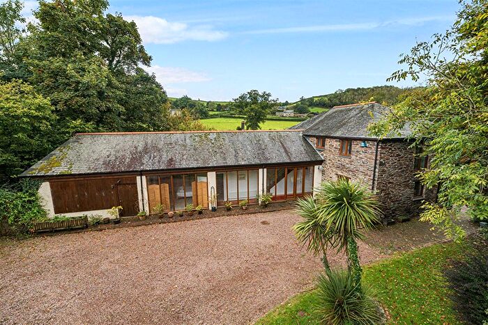 5 Bedroom Barn Conversion For Sale In Ashprington, Totnes, TQ9