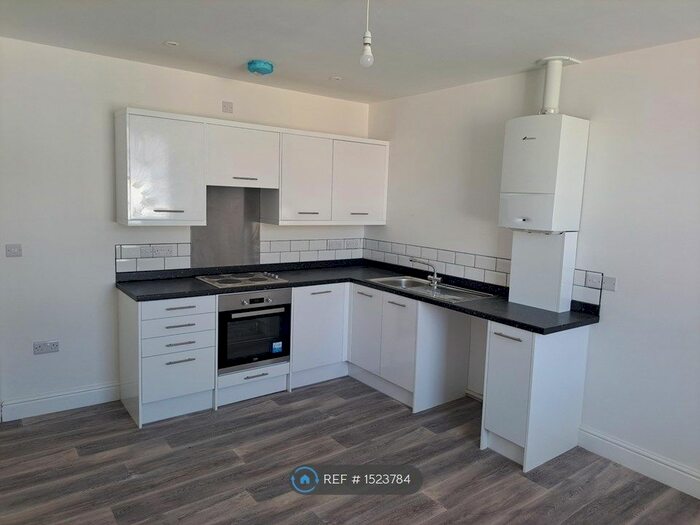 1 Bedroom Flat To Rent In Truro, Truro, TR1