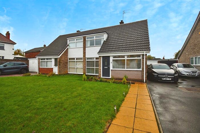 3 Bedroom Semi-Detached Bungalow For Sale In Willow Court, Willerby, Hull, HU10
