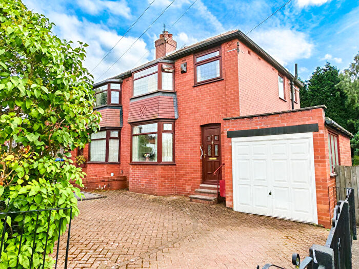 3 Bedroom Semi-Detached House For Sale In Windsor Road, Gee Cross, Hyde, SK14