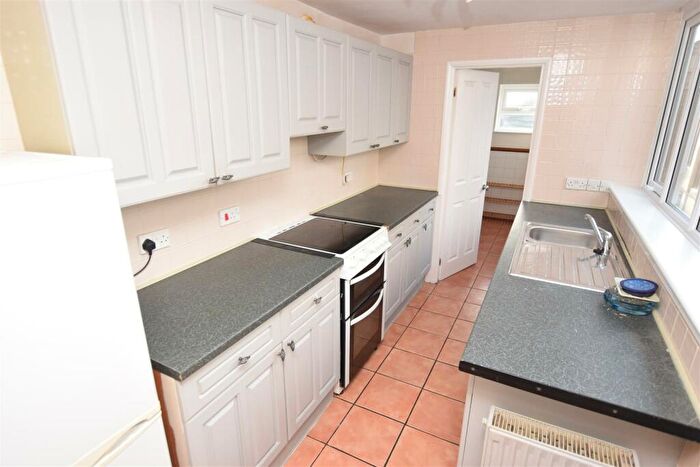 2 Bedroom Cottage To Rent In Mill Road, Maldon, CM9