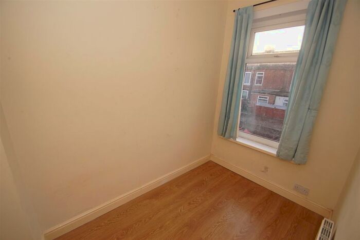 2 Bedroom Terraced House To Rent In Rhyl Street, Featherstone, Pontefract, WF7