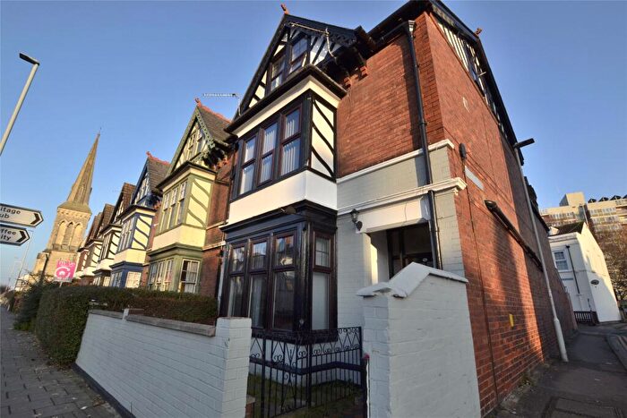 6 Bedroom End Of Terrace House To Rent In Worcester Street, Gloucester, Gloucestershire, GL1