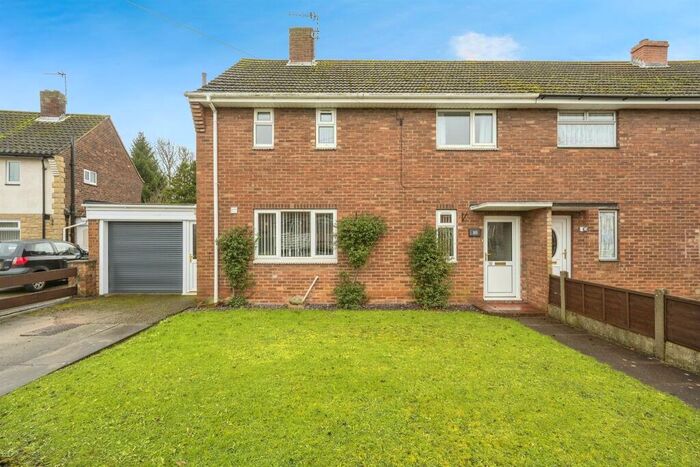 3 Bedroom Semi-Detached House For Sale In Chesswick Crescent, Keadby, Scunthorpe, DN17