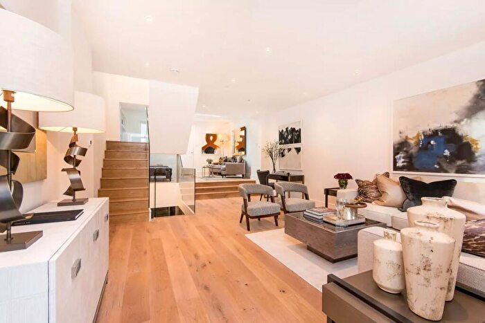 3 Bedroom House For Sale In Broadley Street, St Johns Wood, NW8