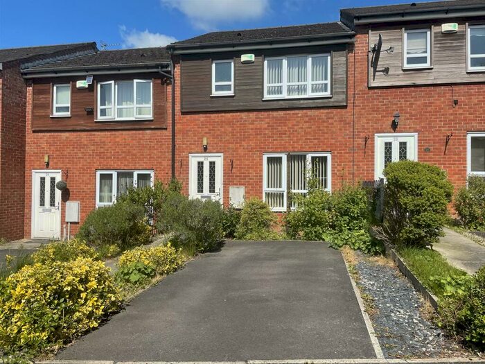 3 Bedroom House To Rent In Alder Grove, Preston, Preston, PR2