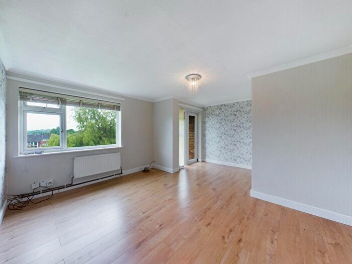 2 Bedroom Apartment To Rent In Wood Lane End, Hemel Hempstead, Hertfordshire, HP2