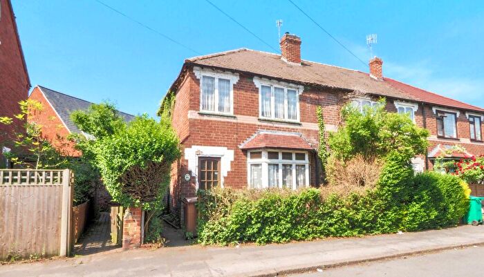 3 Bedroom End Of Terrace House For Sale In A Cheltenham Street, Nottingham, NG6