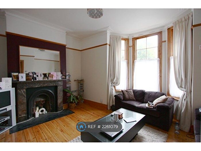 1 Bedroom Flat To Rent In Gladstone Avenue, London, N22