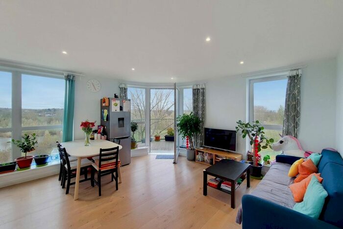 3 Bedroom Flat To Rent In Ottley Drive, Kidbrooke, London, SE3