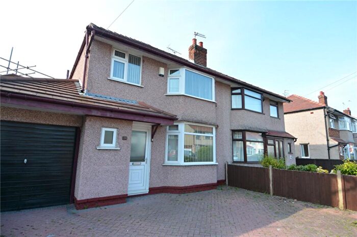 3 Bedroom Semi-Detached House To Rent In Kirkway, Greasby, Wirral, CH49