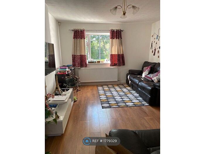 4 Bedroom Detached House To Rent In Milton Keynes, Milton Keynes, MK8
