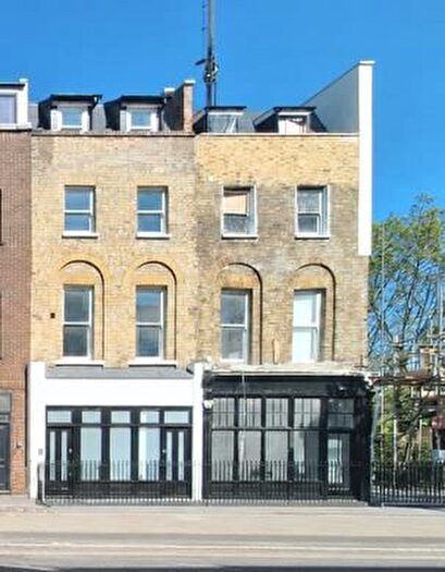 1 Bedroom Flat To Rent In Royal College Street, London, NW1
