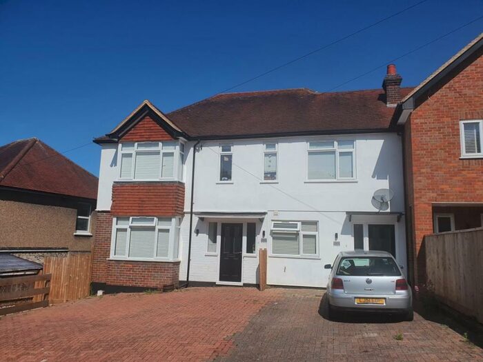 2 Bedroom Maisonette To Rent In Totteridge Road, High Wycombe, HP13