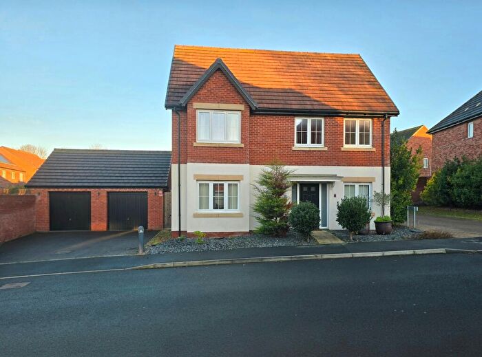 5 Bedroom Detached House For Sale In Forester Road, Moulton, NN3