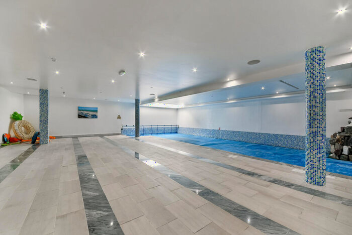 3 Bedroom Duplex For Sale In Eden Lodges, Manor Road, Chigwell, Essex, IG7