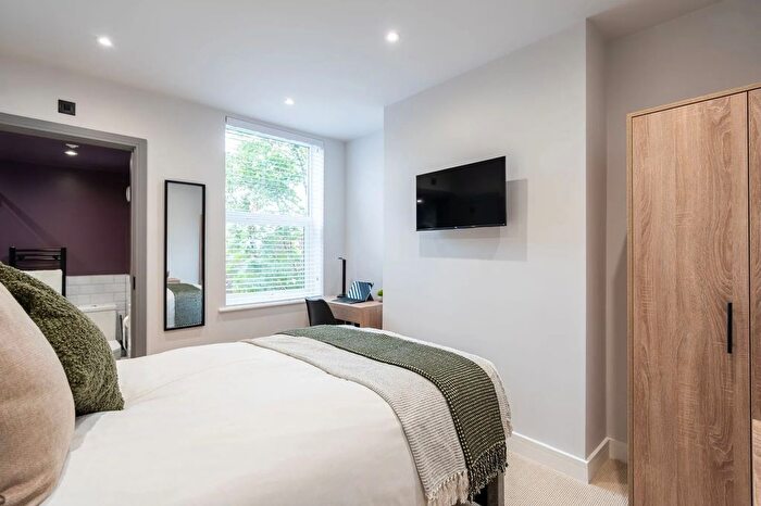 9 Bedroom Semi-Detached House To Rent In Pennsylvania Road, Exeter, EX4