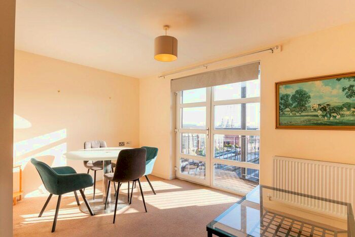 1 Bedroom Flat To Rent In L &# Constitution Place, Edinburgh, EH6