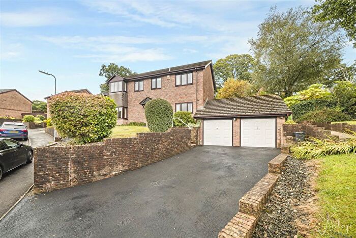 4 Bedroom Detached House For Sale In Clos Caegwenith, Tonna, Neath, SA11