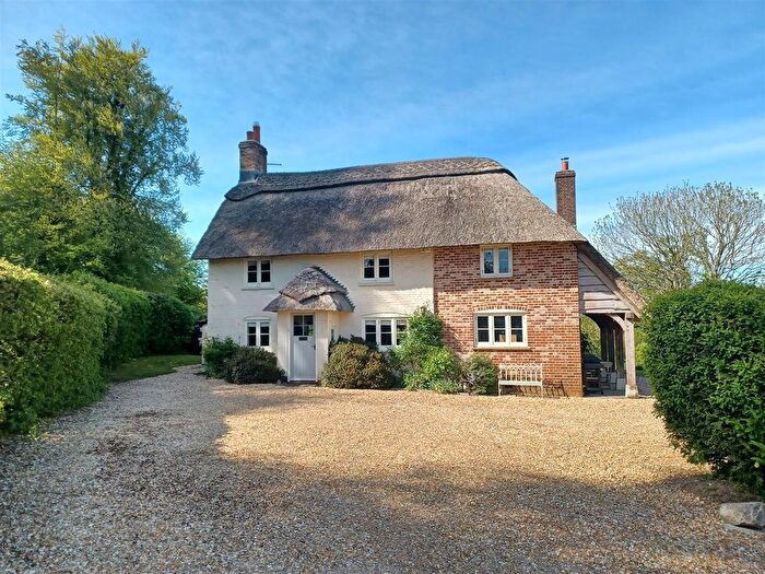 3 Bedroom Cottage To Rent In Woodside Lane, Farringdon, Alton, GU34