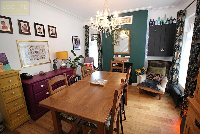 3 Bedroom End Of Terrace House For Sale In Beech Avenue, Urmston, M41