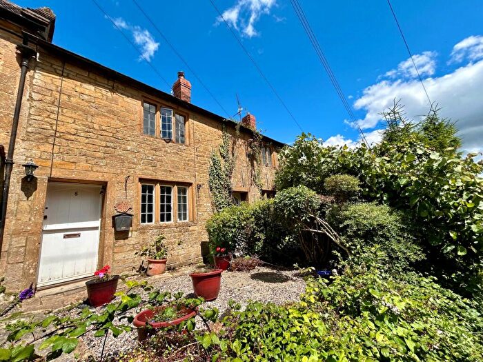 2 Bedroom Terraced House For Sale In Chapel Hill, Higher Odcombe, BA22