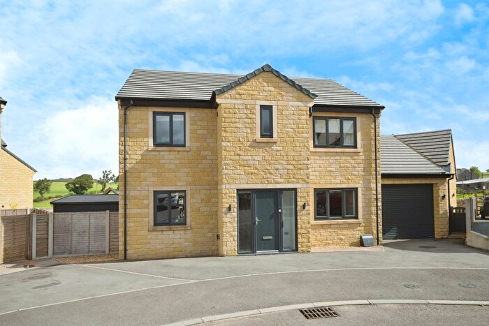 4 Bedroom Detached House For Sale In Kiln Close, Dove Holes, Buxton, Derbyshire, SK17