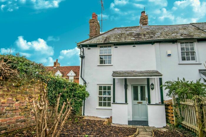 3 Bedroom End Of Terrace House To Rent In West End Lane, Essendon, Hatfield, AL9