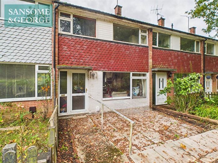 3 Bedroom Terraced House For Sale In Stephens Road, Tadley, Hampshire, RG26