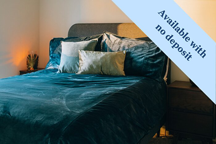 2 Bedroom Apartment To Rent In Leodis Square, Leeds, West Yorkshire, LS11