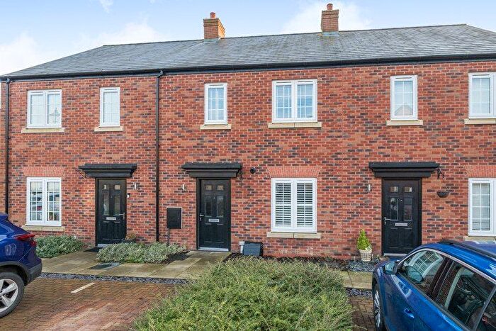 2 Bedroom Flat For Sale In Walston Way, Huntingdon, Cambridgeshire, PE28