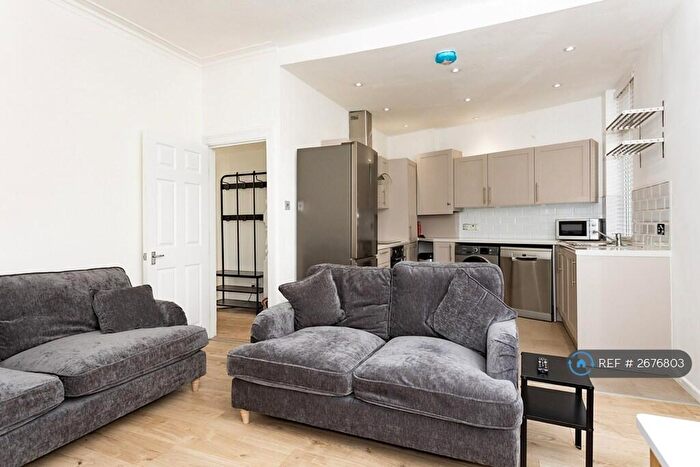 5 Bedroom Semi Detached House To Rent In Stalbridge Avenue, Liverpool, L18