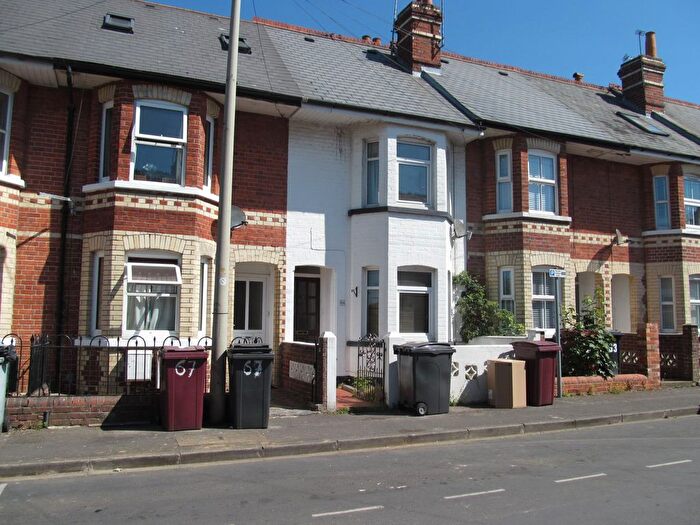 4 Bedroom Terraced House To Rent In Swainstone Road, Reading, RG2
