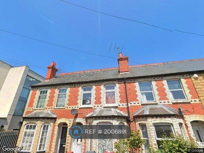 3 Bedroom Terraced House To Rent In Winchester Road, Reading, RG2