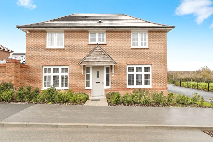 3 Bedroom Detached House For Sale In Wild Rose Drive, Harrogate, HG1