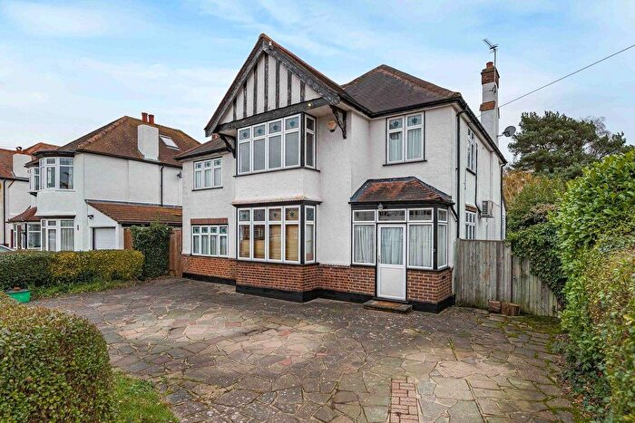 4 Bedroom Detached House For Sale In Sutherland Avenue, Petts Wood, Orpington, BR5