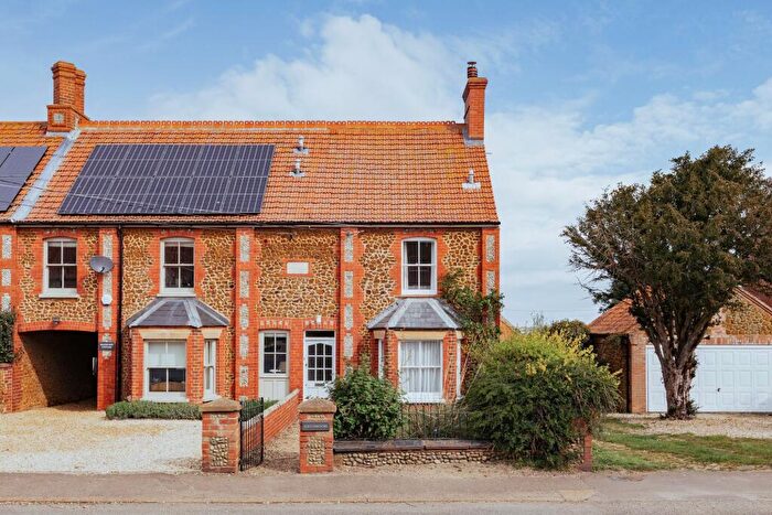 3 Bedroom End Of Terrace House For Sale In Edwardian End Of Terrace Home In Brancaster Staithe, PE31