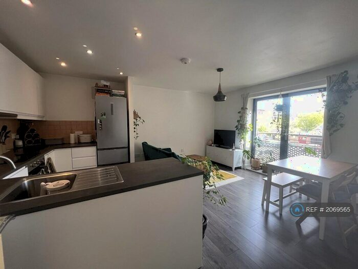 2 Bedroom Flat To Rent In Centro Westreet, Derby, DE1