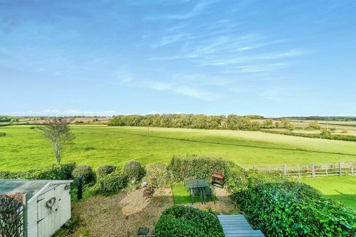 3 Bedroom Semi-Detached House For Sale In Brigstock Road, Lower Benefield, Peterborough, PE8