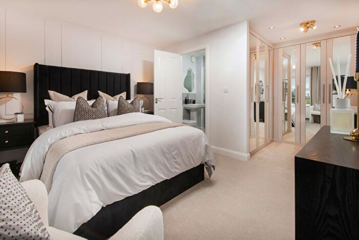 4 Bedroom Detached House For Sale In Morgan Gate, Abingdon, Oxfordshire, OX14