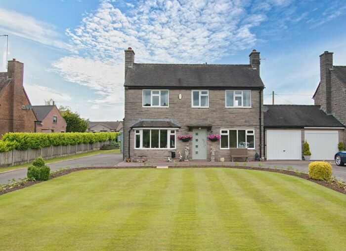 3 Bedroom Link Detached House For Sale In Leek Road, Waterhouses, ST10
