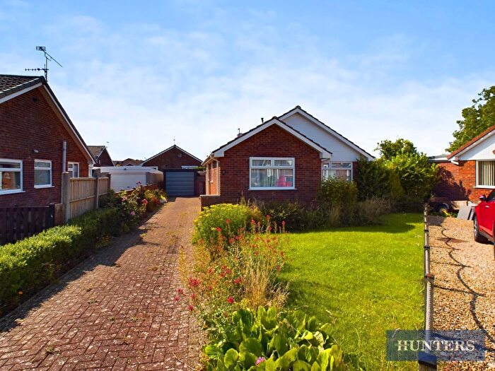 3 Bedroom Detached Bungalow To Rent In Cedar Grove, Filey, YO14