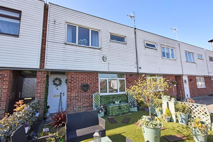 3 Bedroom Maisonette For Sale In Chapel Street, Derby, DE21