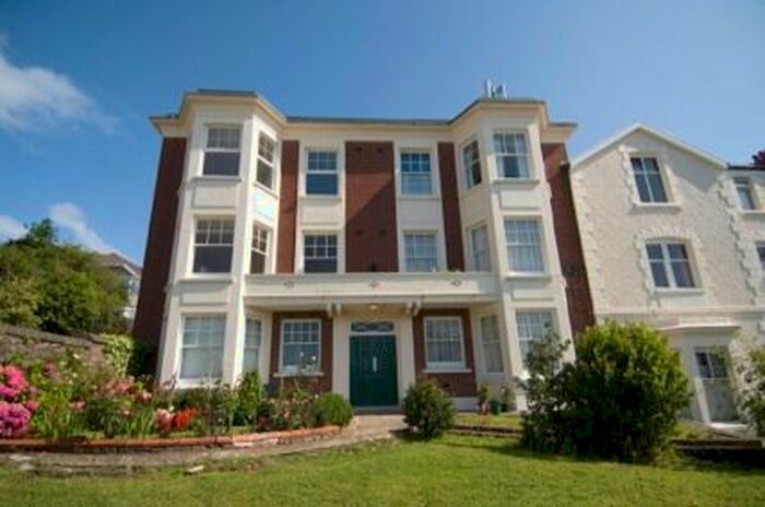 2 Bedroom Flat To Rent In Glanmor Court, Uplands, Swansea., SA2