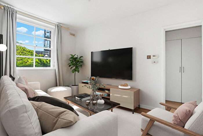 1 Bedroom Flat For Sale In York Road, London, SW11