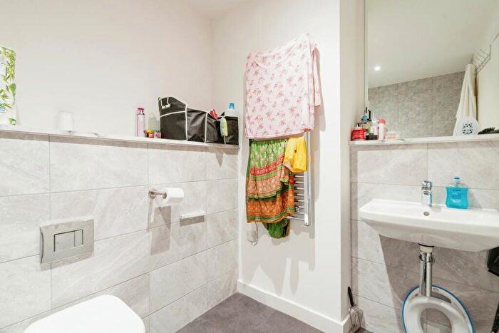 1 Bedroom Flat For Sale In Lincoln House, Nelson Street, Bolton, BL3