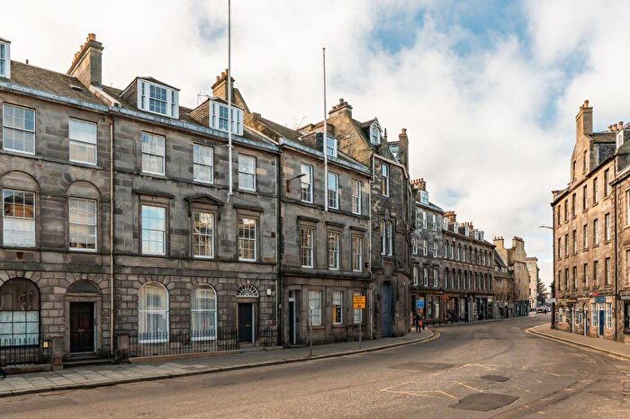 1 Bedroom Flat For Sale In / Bernard Street, Edinburgh, EH6