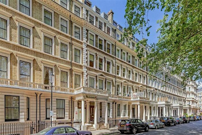 1 Bedroom Flat To Rent In Ashburn Gardens, London, SW7