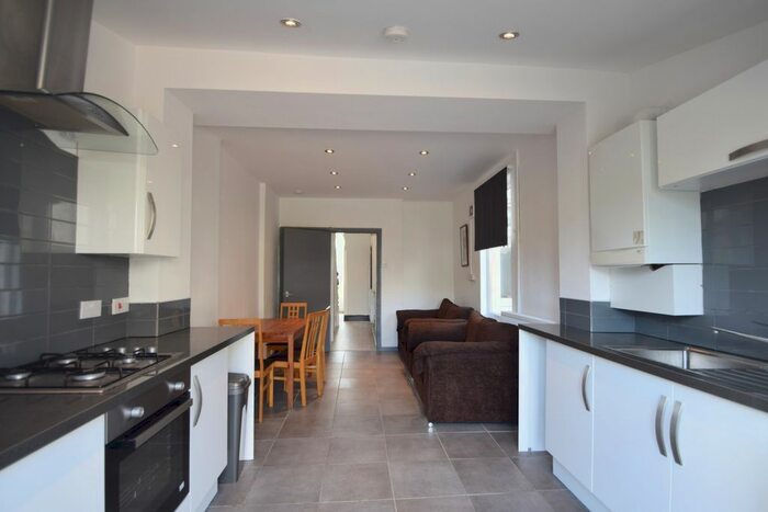 4 Bedroom Terraced House To Rent In Moy Road, Roath, CF24