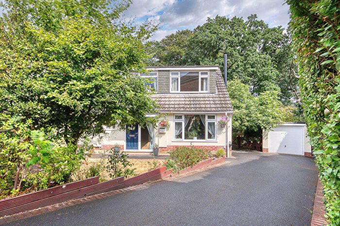3 Bedroom Semi-Detached House For Sale In Oakwood Road, Moordown, Bournemouth, BH9